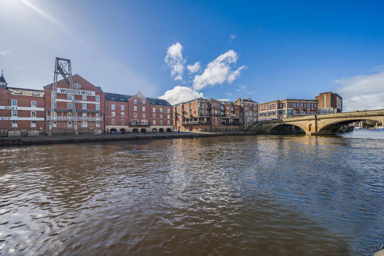Woodsmill Quay Riverside Apartment - Heart Of York Extérieur photo
